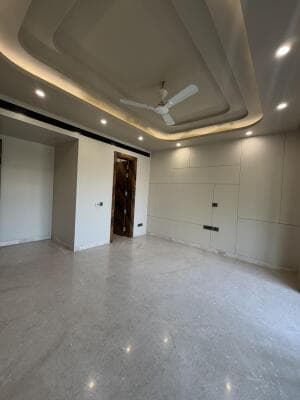 DLF Phase 4 Luxury Builder Floors