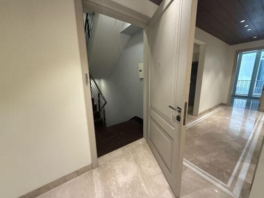 3 BHK Residential for Rent in DLF Phase 4, Gurgaon