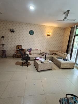 Vatika Independent Floors