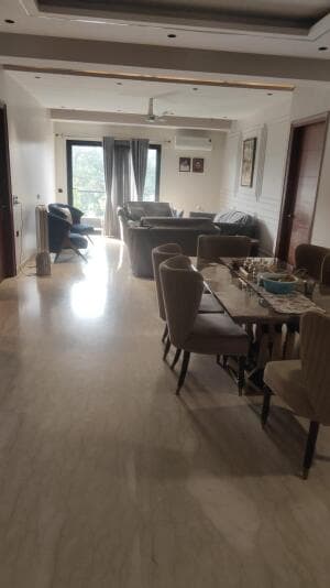 Semi-Furnished 4 BHK Residential for Sale in Palam Vihar, Gurgaon