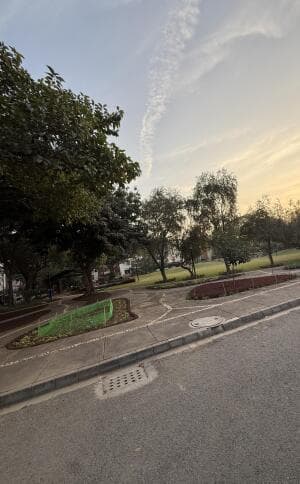 Residential for Sale in Nirvana Country, Gurgaon