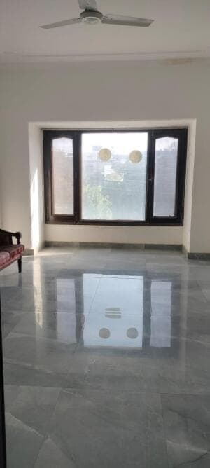 4 BHK Residential for Rent in DLF Phase 3, Gurgaon