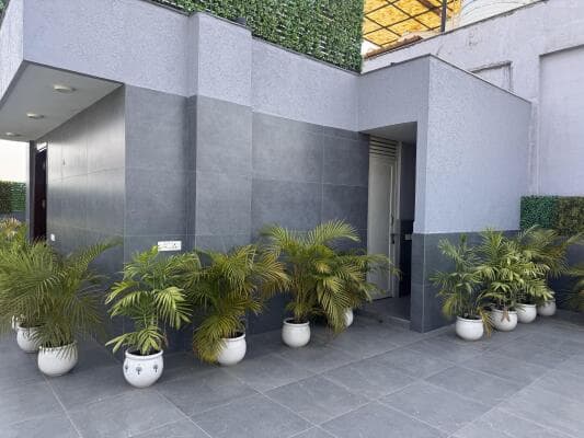 Luxury DLF City Floors