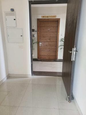 Adani M2K Oyster Grande