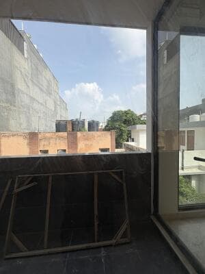 DLF Phase 4 Luxury Builder Floors