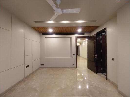 Independent Floor in Greenwood