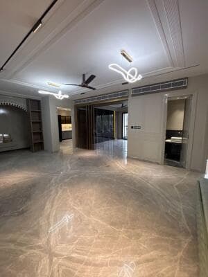 Semi-Furnished 4 BHK Residential for Sale in Malibu Town, Gurgaon