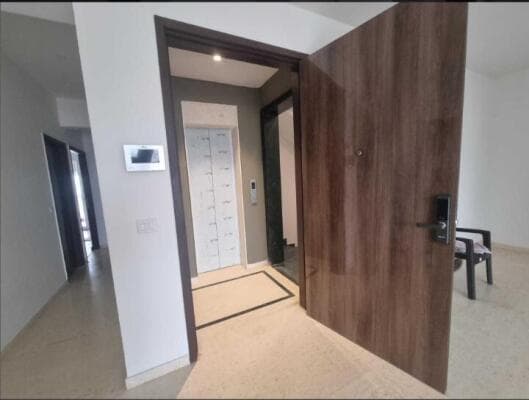 DLF Garden City Floors